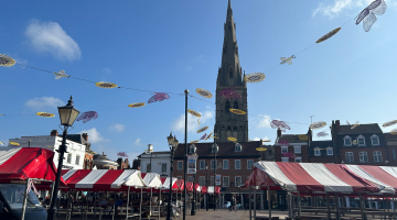 Newark Market place in the summer